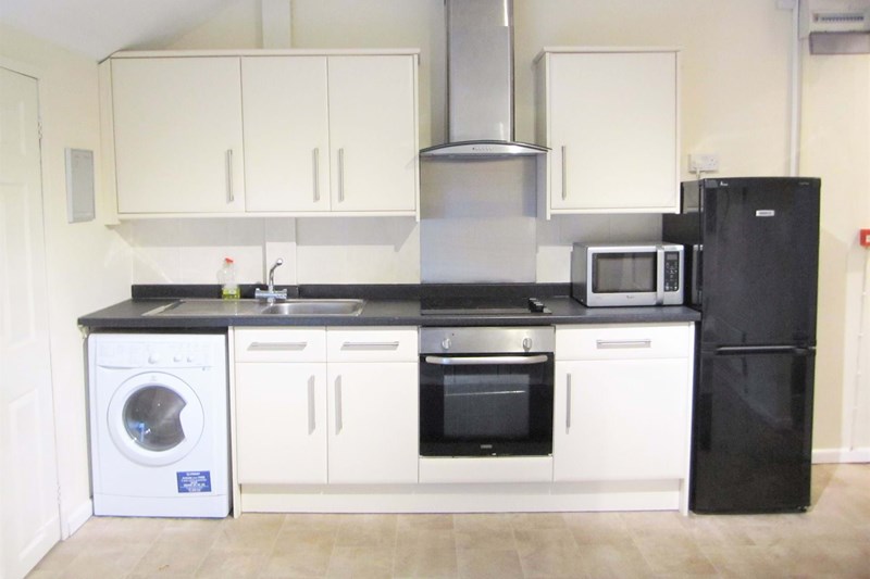 4-Bedroom First Floor Apartment (Mill Street) 4-Bedroom First Floor Apartment (Mill Street)