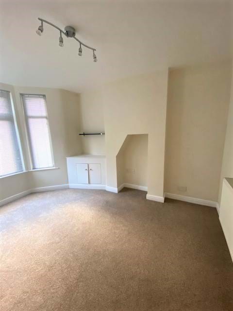 28 Stalbridge Road