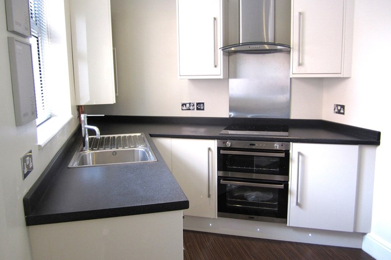 5-Bedroom End Terrace House (Catherine Street) 5-Bedroom End Terrace House (Catherine Street)